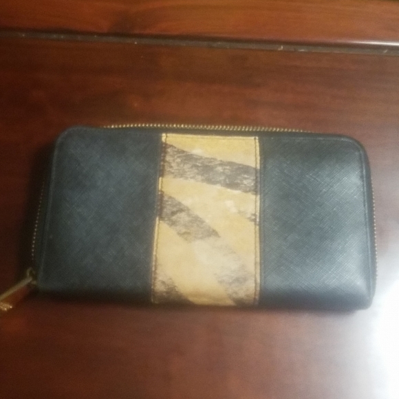 Bagley Mischka wallet - Picture 2 of 4